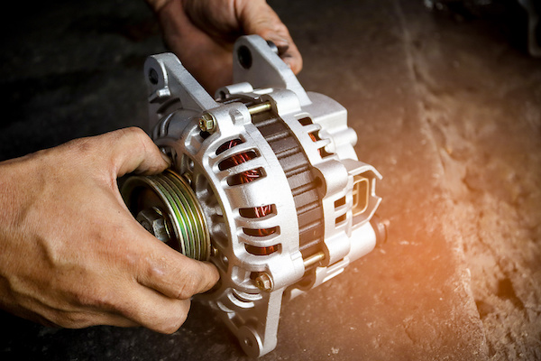 Signs of an Alternator Problem vs. Battery Problem